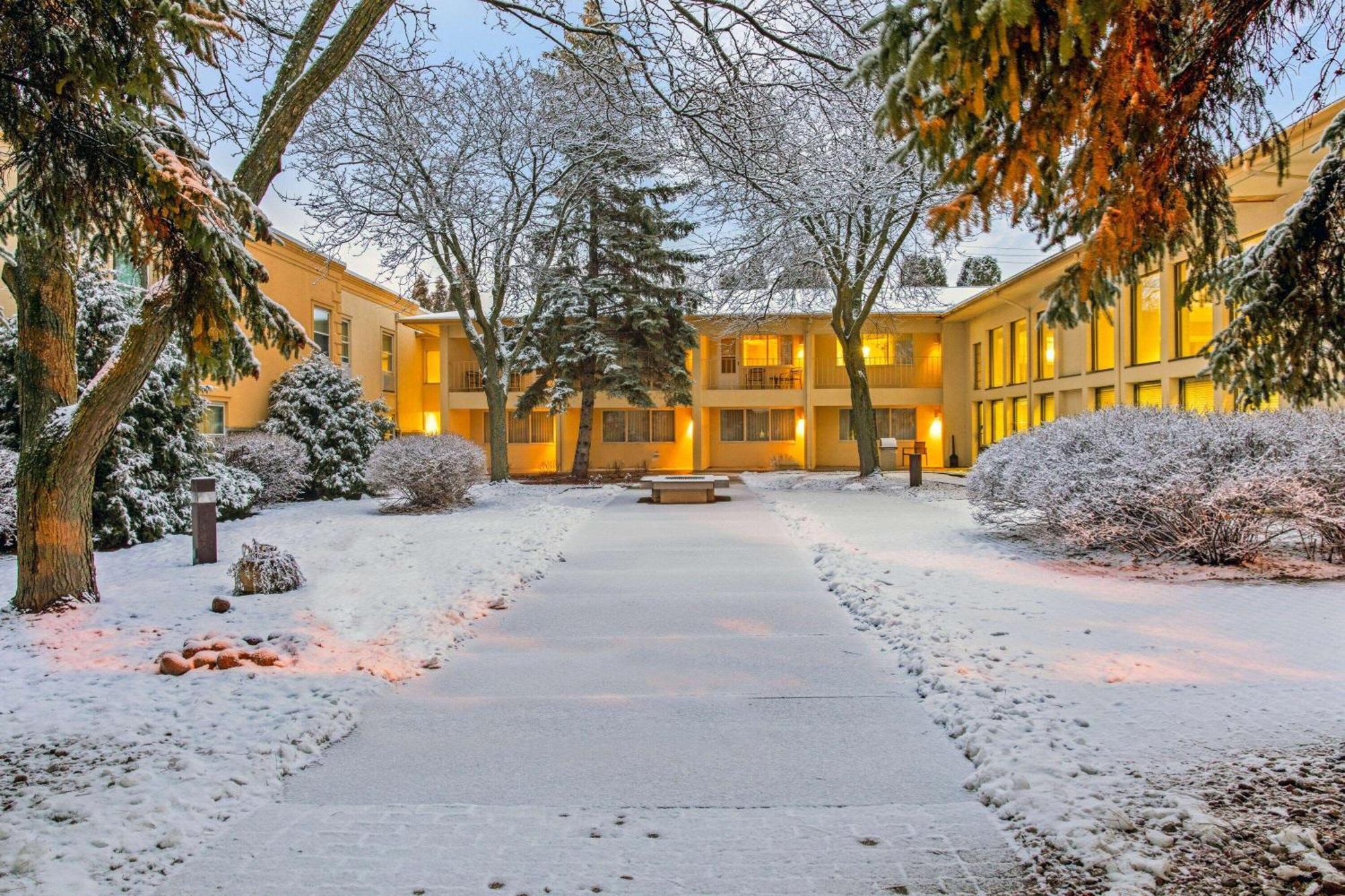 La Quinta By Wyndham Appleton College Avenue Ξενοδοχείο Εξωτερικό φωτογραφία